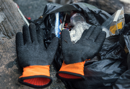 london, engalnd, 05/05/2017, Street litter fly tipping on the streets. Food waste and non recyclable food and product waste packaging discarded in urban areas.のeditorial素材