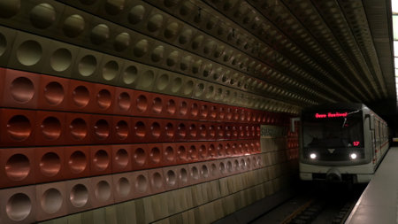 Train arriving to Staromestska station in Prague Metroのeditorial素材