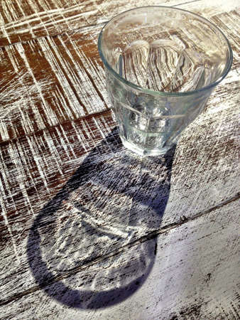 An empty cupの素材