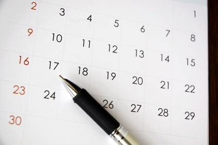pen point to date seventeen on calendarの写真素材