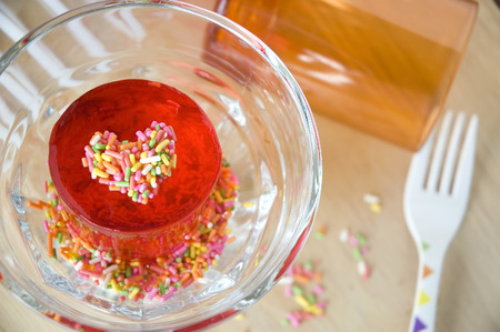 close up colorful heart jelly in glass bowlの写真素材