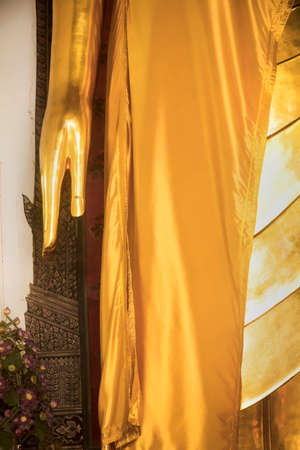 WAT PHO, BANGKOK, THAILAND, 26 SEPTEMBER 2014: A statue of Buddha in a gallery at Phra Nakhon, the Temple of the Reclining Buddha (Wat Phra Chettuphon) founded in the 16th Century.のeditorial素材
