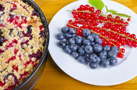Fresh summery currant blueberry cakeの写真素材