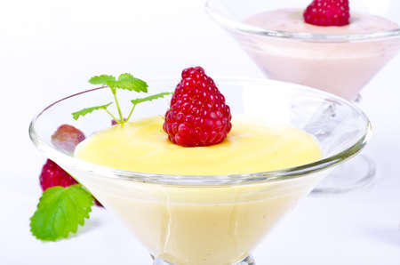 Pudding with Himbbereの写真素材