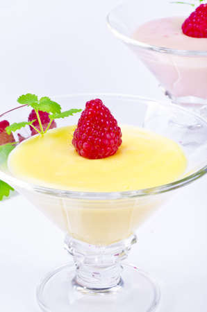 Pudding with Himbbereの写真素材