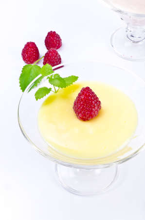 Pudding with Himbbereの写真素材