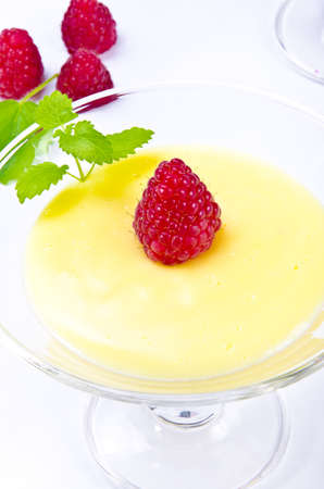 Pudding with Himbbereの写真素材