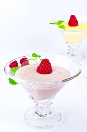 Pudding with Himbbereの写真素材