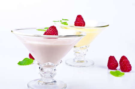 Pudding with Himbbereの写真素材
