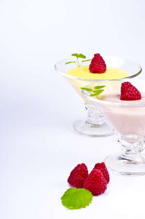 Pudding with Himbbereの写真素材