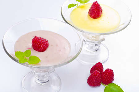 Pudding with Himbbereの写真素材
