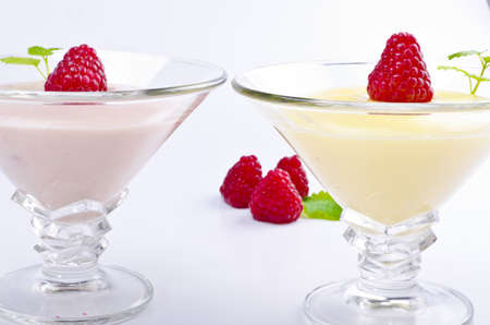 Pudding with Himbbereの写真素材