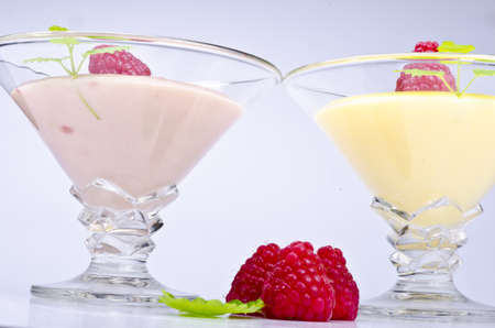 Pudding with Himbbereの写真素材
