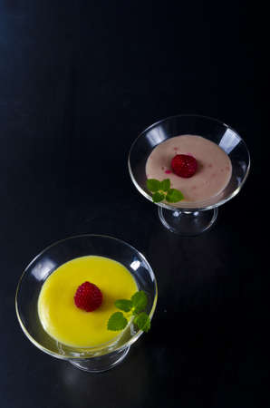 Pudding with Himbbereの写真素材