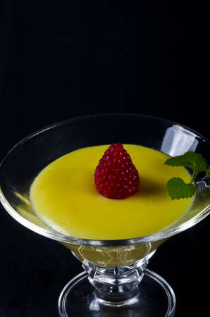 Pudding with Himbbereの写真素材