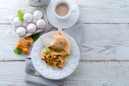 have breakfast omelette with chanterellesの写真素材