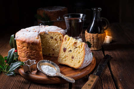 Fresh and delicious panettoneの写真素材