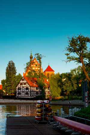 Bydgoszcz St. Martin and St. Nicholas Cathedral and Mill Islandのeditorial素材