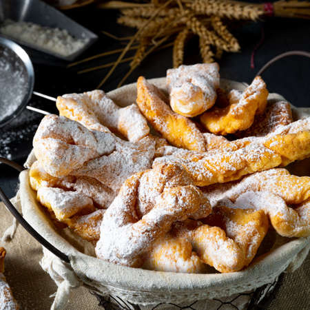 Raderkkuchen is a traditional Polish lard pastry.