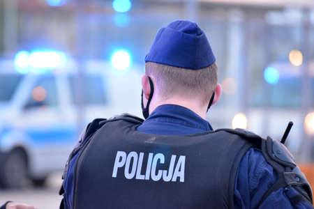 04.30.2021 wroclaw, poland, The Polish police during the securing of the football games of the ÅlÄsk WrocÅaw club.のeditorial素材