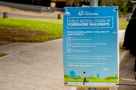 Sydney, Australia 2020-05-24 Public Notice from Canada Bay City Council in a public park in NSW, Australia during the COVID-19 pandemic.のeditorial素材