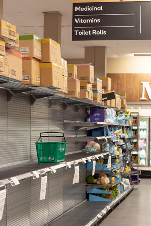 Sydney, Australia 2020-03-10 panic buying: shoppers stocking up on essential items. Empty shelfs at Woolworths Sylvania supermaket.のeditorial素材