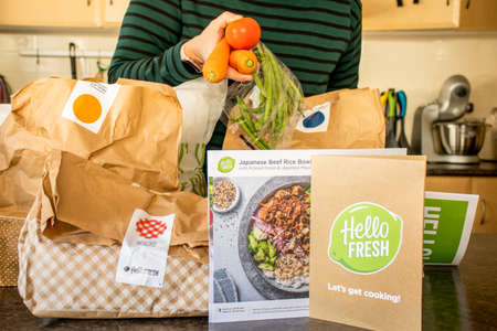 Sydney, Australia 2020-05-09 Hello Fresh meal kits packed in paper bagsのeditorial素材