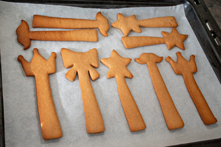 Do it yourself: Gingerbread cookies tutorial. Step by step recipe. Step 22. Gingerbread cookies are readyの写真素材