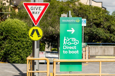 Sydney, Australia 2020-11-19 Woolworths supermarket offer contactless delivery Direct to boot for online shoppers during the COVID-19 pandemicのeditorial素材
