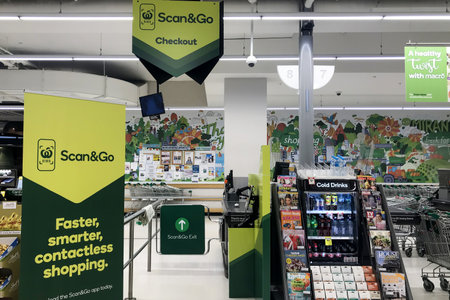 Sydney, Australia - 2020-08-15 Woolworths Scan and Go - new way of faster, smarter, contactless shopping available at selected stores.のeditorial素材