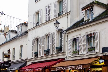 Christmas on the Boulevard Montmartre in Paris, windows and lightsのeditorial素材