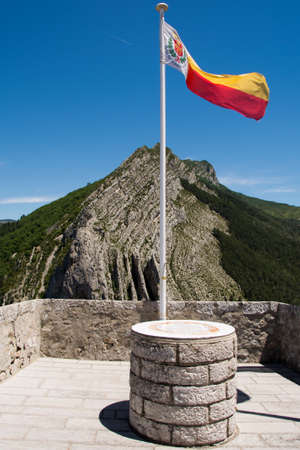 flag on the walls of the fortress Sisteron in Franceのeditorial素材