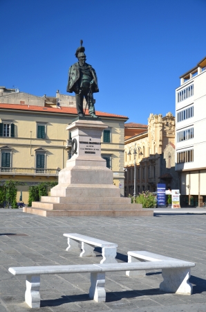 The statue and square of Vittorio Emanuele II in Pisa, Italyのeditorial素材