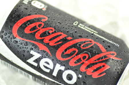 Can of Coca-Cola Zero drink on iceのeditorial素材