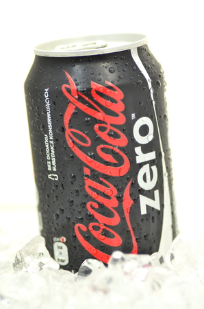 Can of Coca-Cola Zero drink on iceのeditorial素材