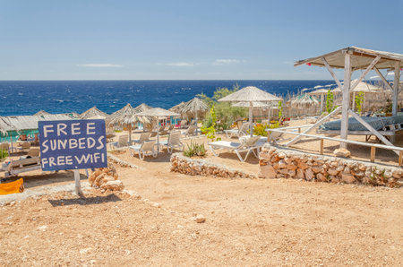 Picturesque Porto Roxa rocky beach. It is situated on west coast of Zakynthos island, Greece.のeditorial素材