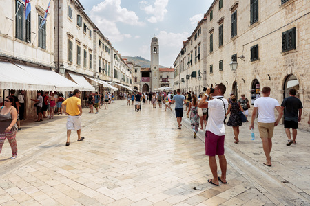 DUBROVNIK, CROATIA - AUGUST 13, 2015: Summer scene of the main street (Stradun or Placa), with locals and tourists, in Dubrovnik, Croatiaのeditorial素材