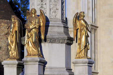 ZAGREB, CROATIA - AUGUST 28, 2014: Golden Angels sculpture, fountain in front of cathedral in Zagreb, Croatiaのeditorial素材