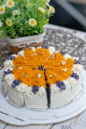 round of golden thread taro cakeの写真素材