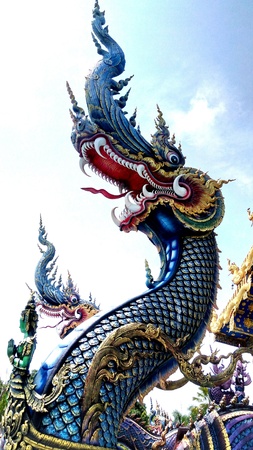 Dragon sculpture in Blue templeの素材