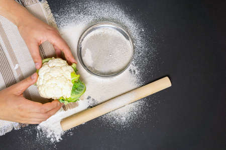 Flour of cauliflower can, but it is perfect for palapetty. top view flat lay