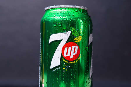 Tyumen, Russia-November 02, 2020: 7 Up is lemon lime flavored drink. 7Up was created by Charles Leiper Grigg in 1929のeditorial素材