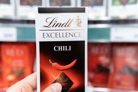 Tyumen, Russia-November 22, 2020: Lindt chocolate bar. Excellence close-up on hypermarket shelves. selective focusのeditorial素材