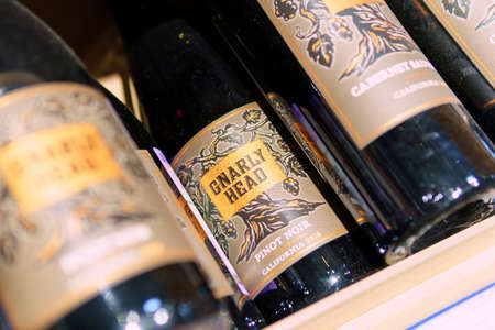 Tyumen, Russia-april 21, 2021: Gnarly Head wine from Northern California, Deliciato is one of the most successful American wineries.のeditorial素材