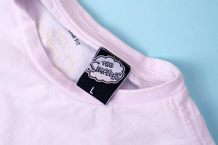 Tyumen, Russia-August 27, 2021: Simpsons is an American adult animated sitcom created by Matt Groening for the Fox Broadcasting Company. T-shirtのeditorial素材