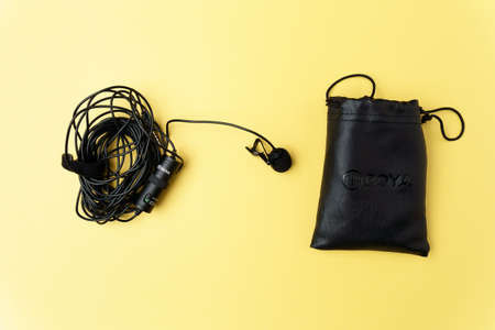 Tyumen, Russia-December 08, 2021: Boya brand microphone. External microphone for camera or smartphone, vlogger microphone.のeditorial素材