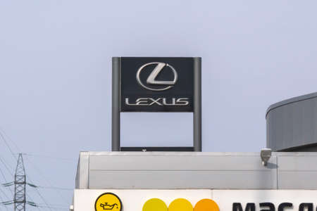 Tyumen, Russia-March 25, 2022: Lexus automobile logo. Lexus is the luxury vehicle division of Japanese automaker Toyotaのeditorial素材