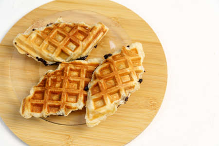 croffle for croissant and waffle. This bread is a combination of croissants and waffles.