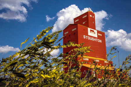 The historical Stoughton Grain Elevator, set for demolition. Status unknown.のeditorial素材