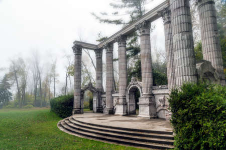 One of the many statues located in Guildwook Park in Scarborough.の写真素材